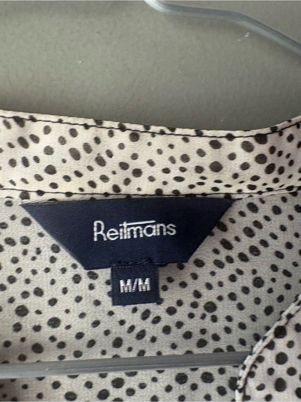 Reitmans Black & White Polka Dot Button Front Blouse Size Medium - Picture 3 of 6